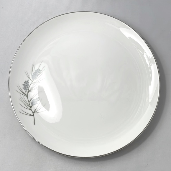 Rose China Dinner Plate, Made in Japan, Tina #3602 pattern Pinecone - Picture 1 of 6